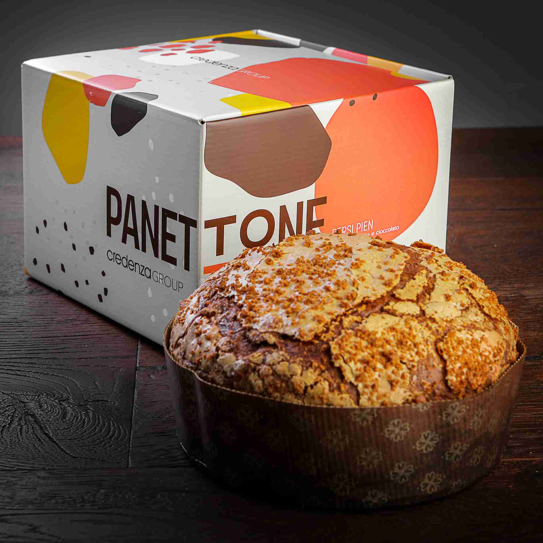 panettone con gli amaretti