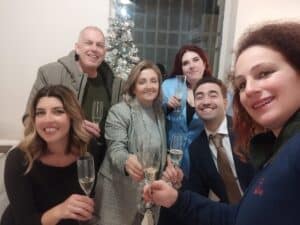Marcella con tutta la famiglia Minutoli inaugurazione