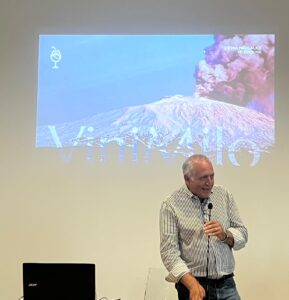 VM il sindaco di Milo Alfio Cosentino