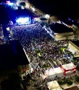 Uva da tavola Festival Internazionale folla dall'alto